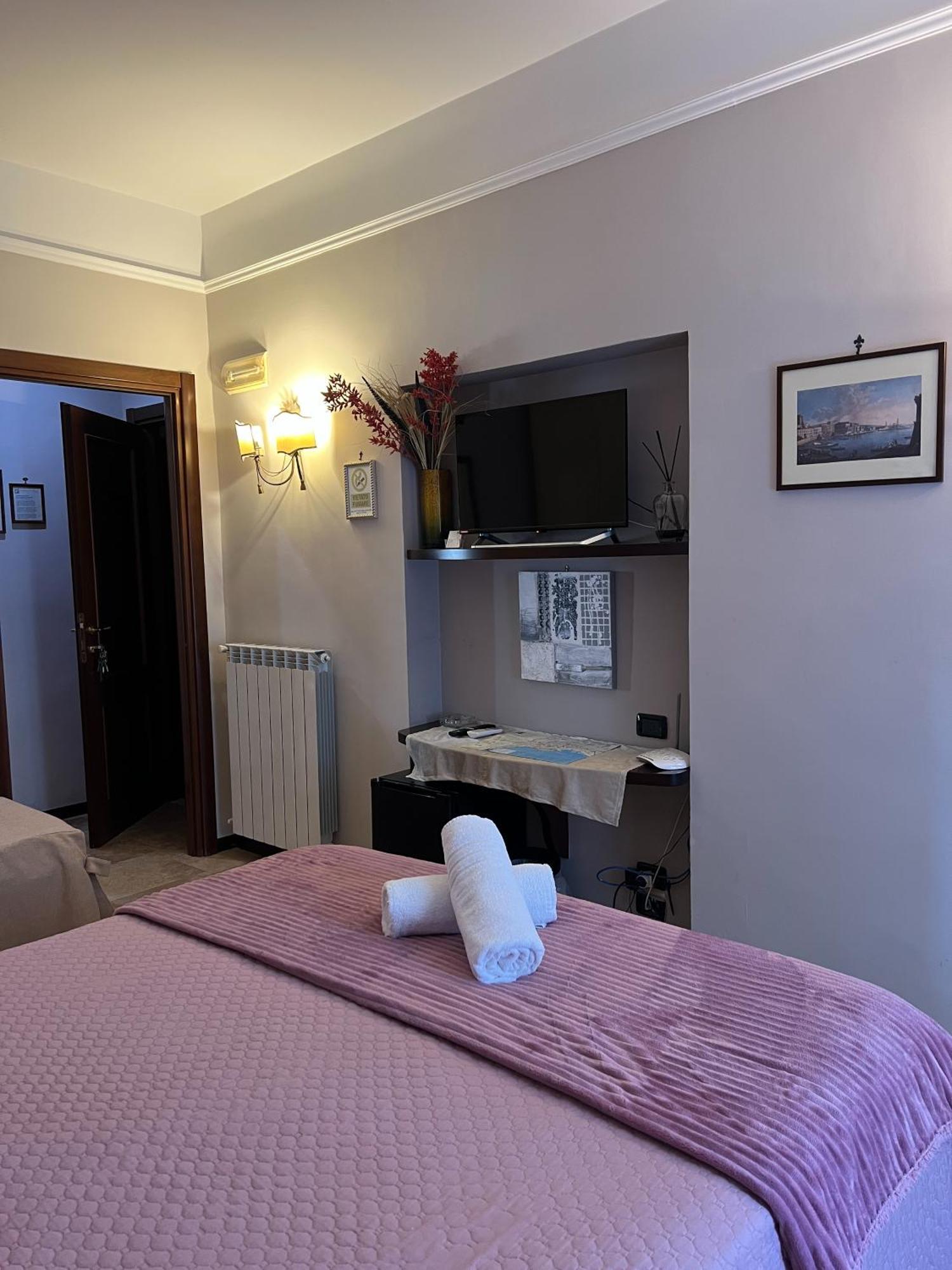 ナポリ B＆B ラ ディモーラ ディ ネットゥーノ Bed & Breakfast エクステリア 写真